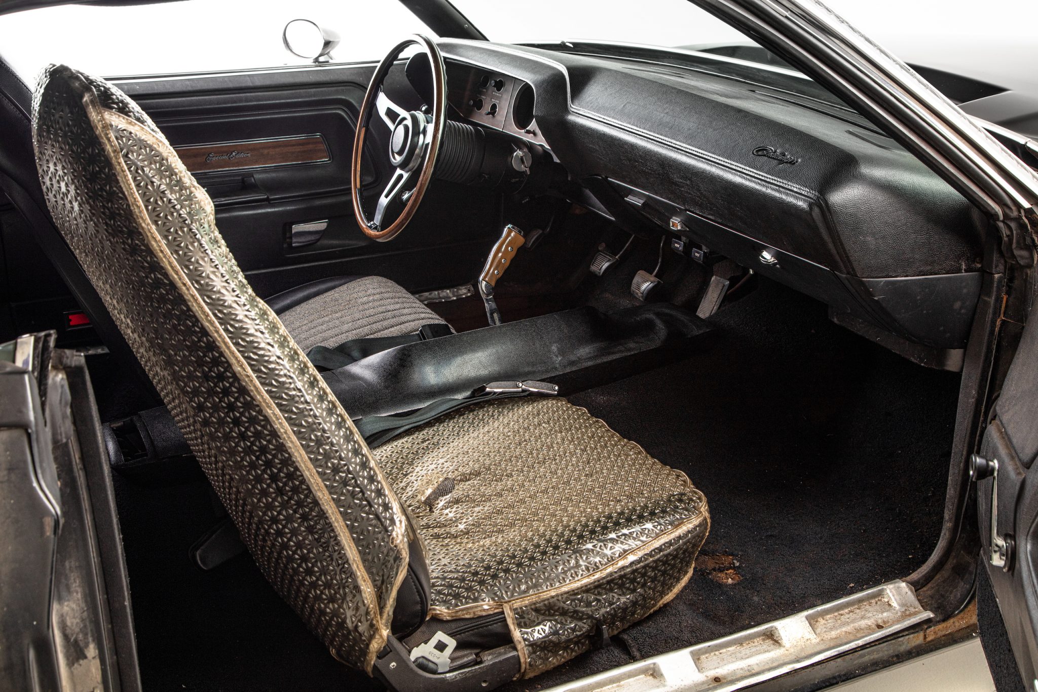 Everything you think you know about Porsche and Houndstooth seats is wrong  - Hagerty Media